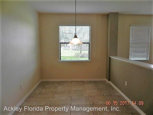 Foto del edificio - 981 Costa Mesa Ln