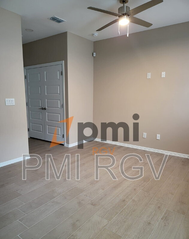 Foto del edificio - 3009 W Kenwood St