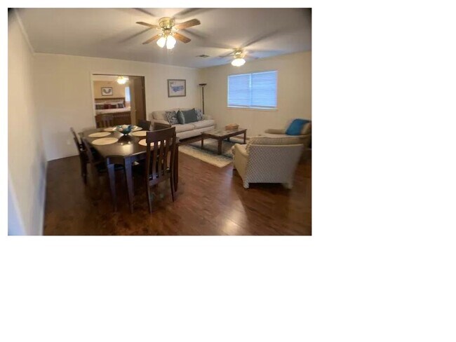 Foto del edificio - Edmond 4 bed home