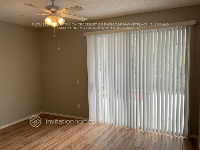 Building Photo - 1952 Bridgeview Cir