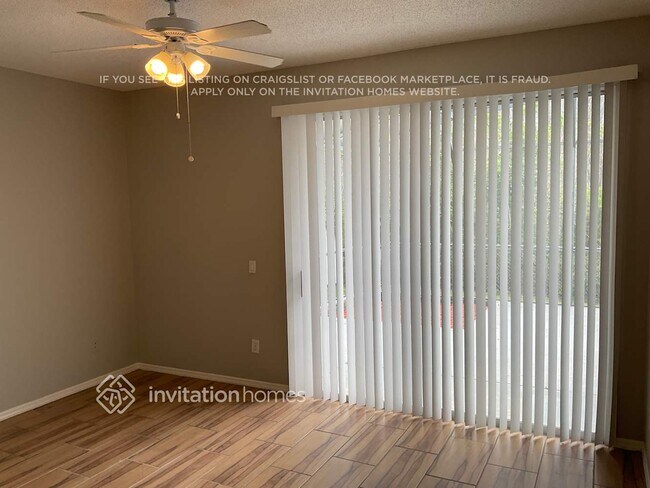 Foto del edificio - 1952 Bridgeview Cir