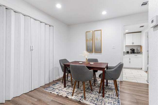 Foto del edificio - 4805 N 37th St