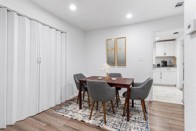 Building Photo - 4805 N 37th St