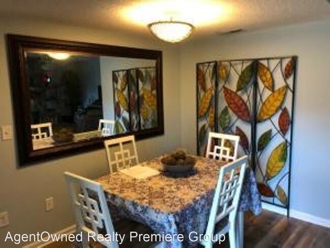 Building Photo - 2 br, 2.5 bath House - 68 Indigo Lane