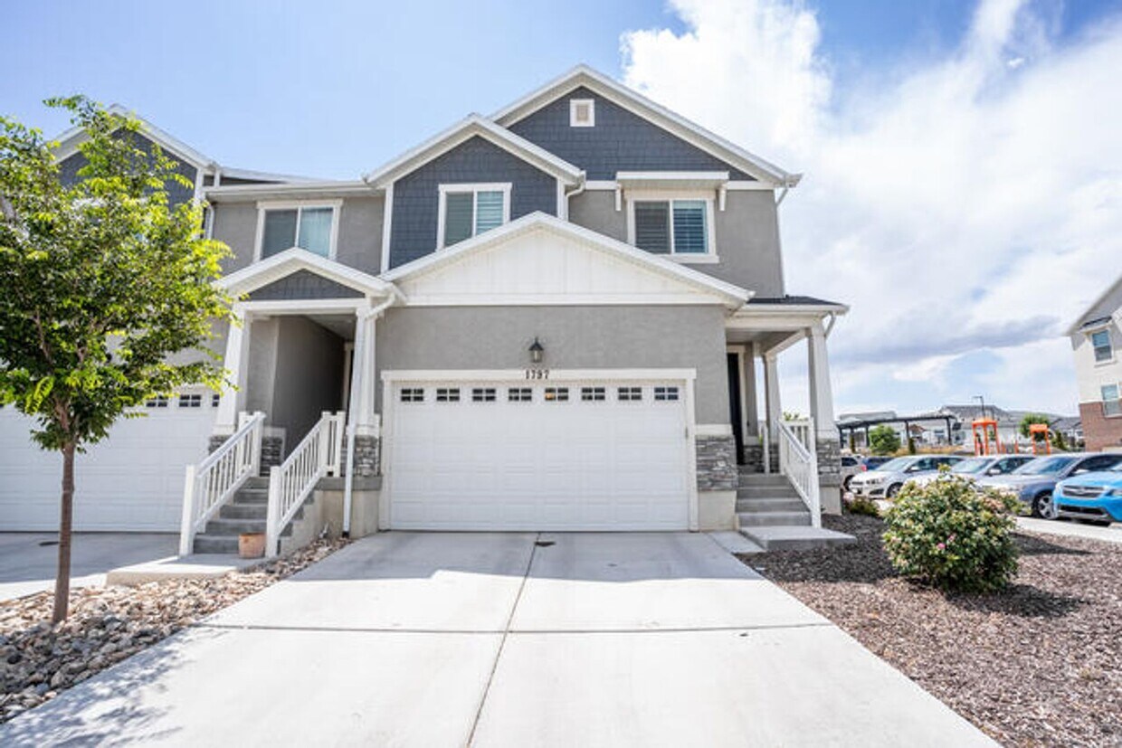Foto principal - Upgraded Pet Friendly Lehi townhome