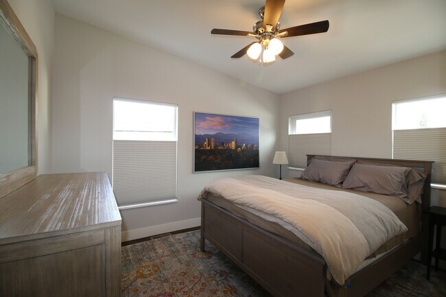 Building Photo - 4016 Osceola St