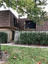 Building Photo - 5395 Elm Ct