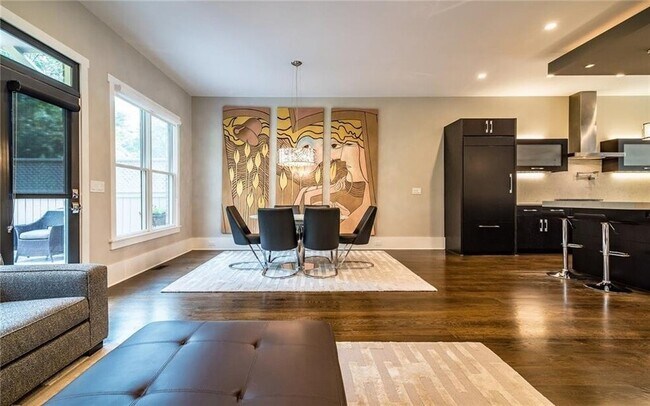Foto del edificio - 3122 Chestnut Woods Dr