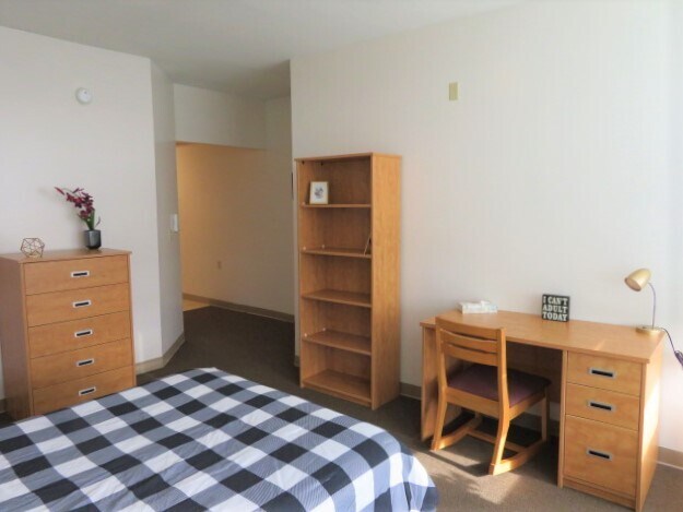 Apto. 502 Área habitable - 107 E State St