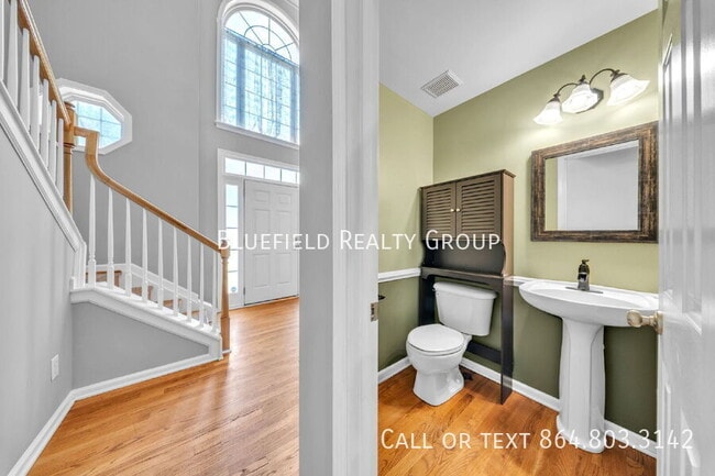 Photo - 306 Fieldgate Ct House