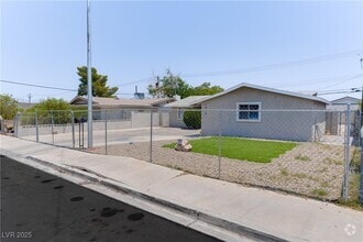 Building Photo - 1516 Saylor Way