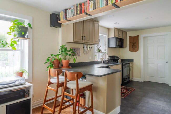 Foto del edificio - 304 11th St NW