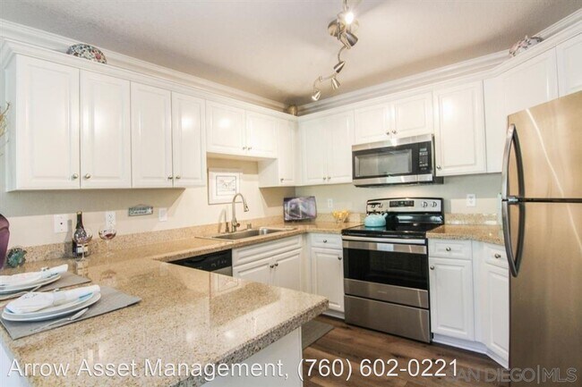 Foto del edificio - 2 br, 2 bath House - 3568 Paseo De Los Cal...