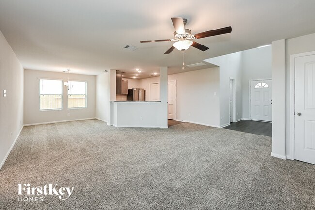 Building Photo - 25594 Roy Rogers Ct