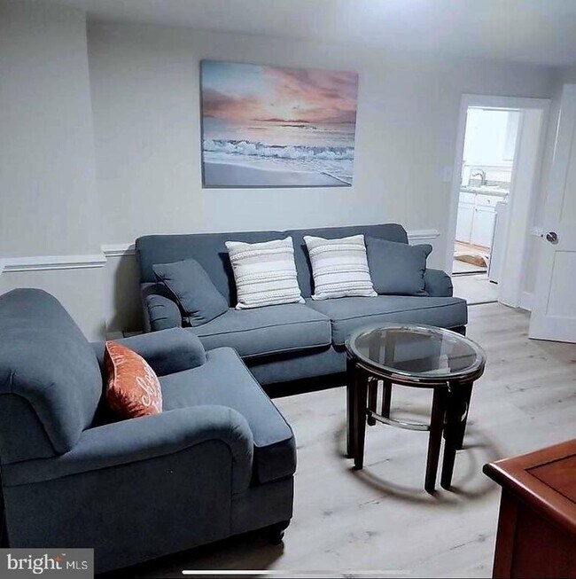 Foto del edificio - 480 W South St