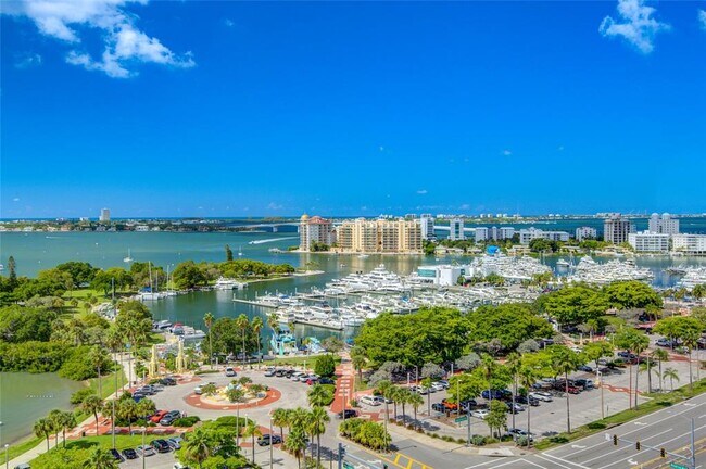 Foto del edificio - 340 S Palm Ave