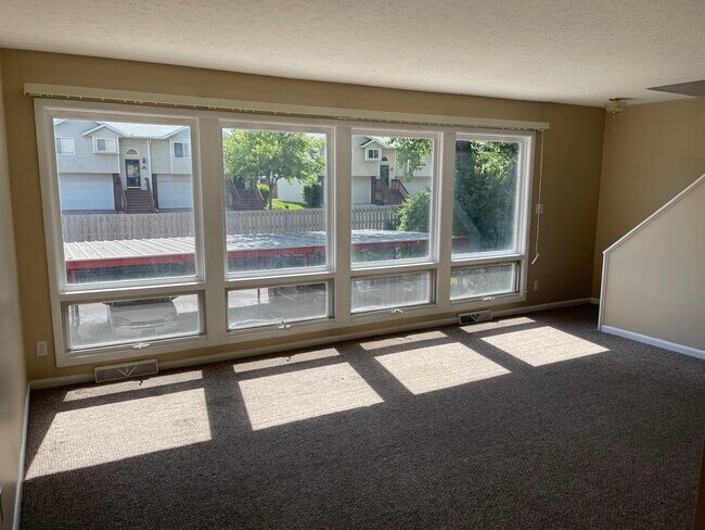 Foto del edificio - 3615 Kennedy Dr