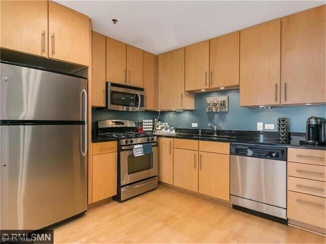 Foto del edificio - 929 Portland Ave