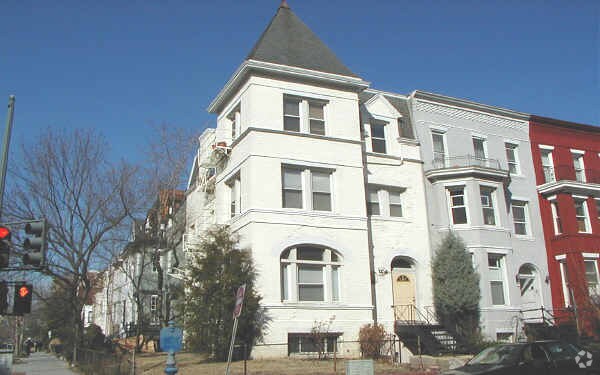 Building Photo - 2149 N St NW