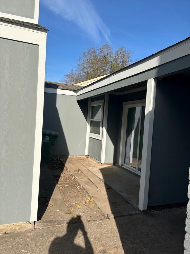 Foto del edificio - 11719 Pender Ln