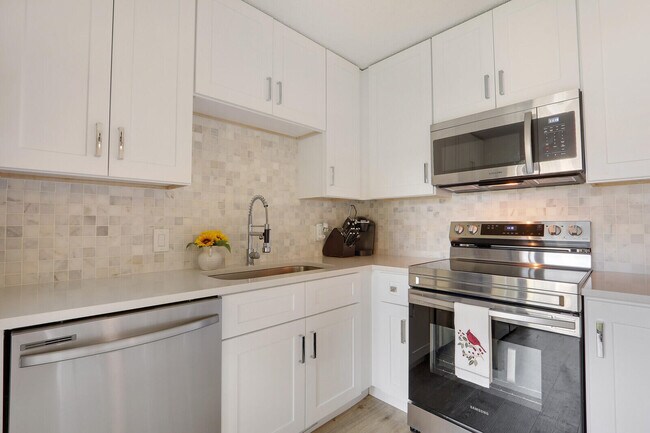 Foto del edificio - 1614 16th Ln