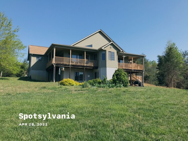 Foto del edificio - Charming 3BR House in Spotsylvania