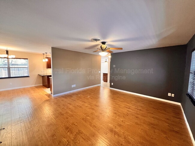 Building Photo - 807 Morocco Ave