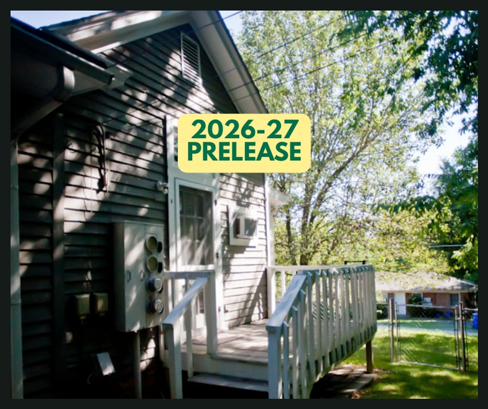 Primary Photo - Adorable studio apartment, convenient to c...