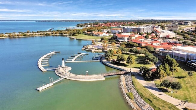 Building Photo - 2171 Portofino