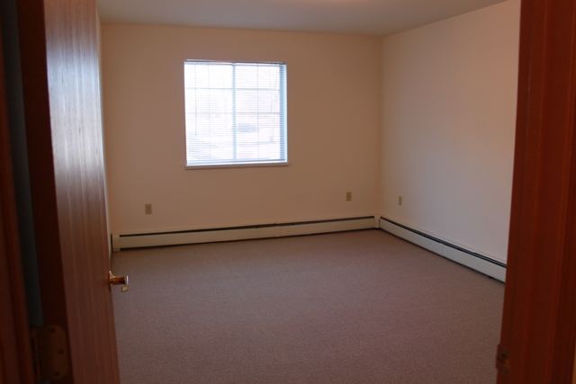 Building Photo - 227 Seippel Blvd