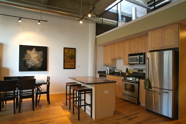 Foto del edificio - 2000 S Michigan Ave