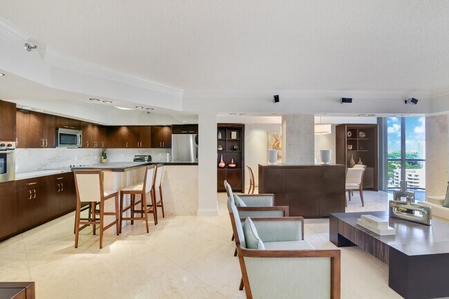 Foto del edificio - 19667 Turnberry Way