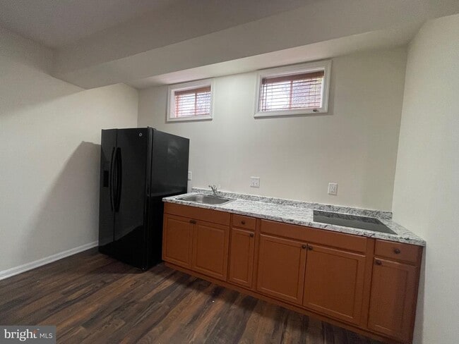 Building Photo - 14105 Murphy Terrace