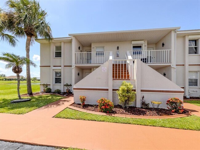 Building Photo - 26333 Nadir Rd
