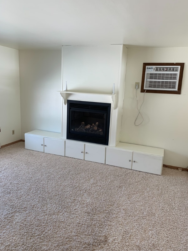 Building Photo - 2633 Shorehaven Ln