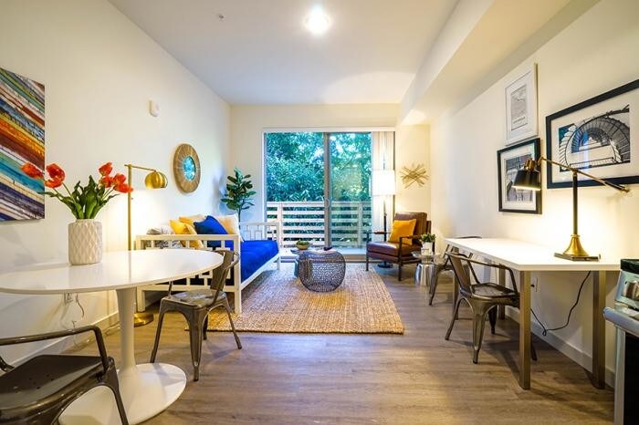 Foto principal - 0 bedroom in Seattle WA 98103