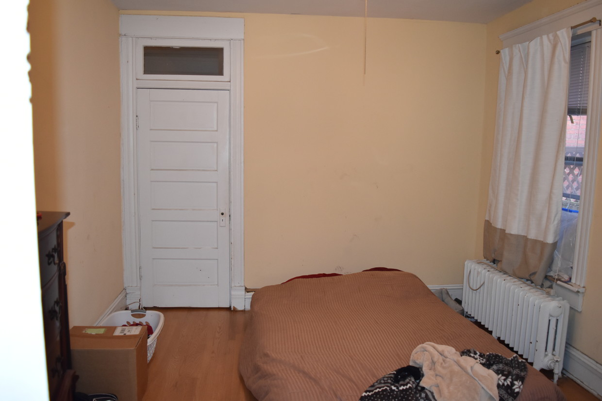 Bedroom 1 - 2418 Stuart Ave