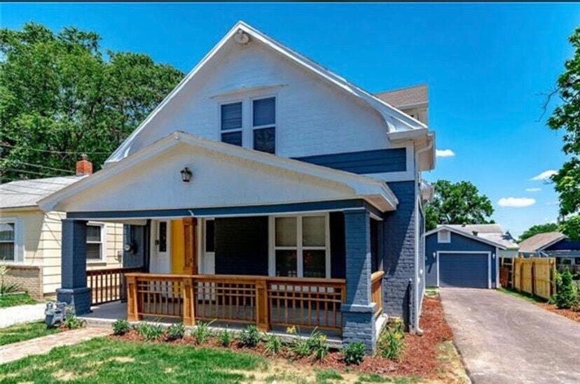 Foto principal - 4323 Lloyd Street