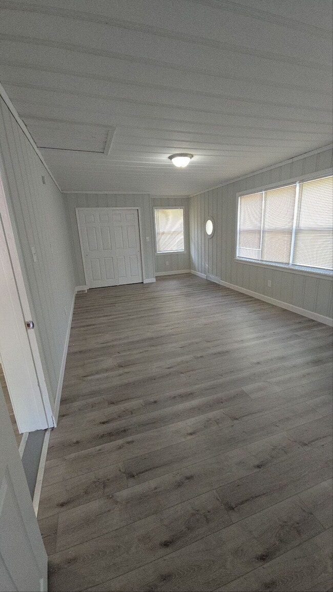 Building Photo - Affordable Comfort in a Great Location — 3BR/1BA Home Coming Soon!