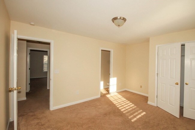 Building Photo - 1491 Edgeley Way