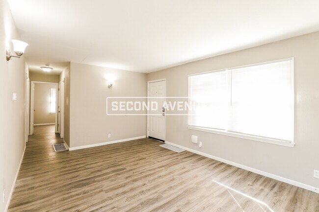 Foto del edificio - 7429 College Ave
