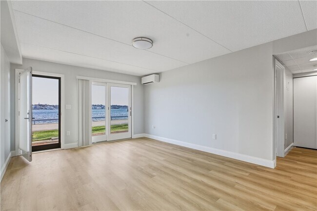 Foto del edificio - 20 America Way