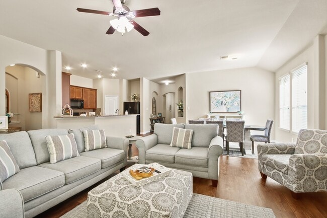 Foto del edificio - 122 Magnolia Colony Ct