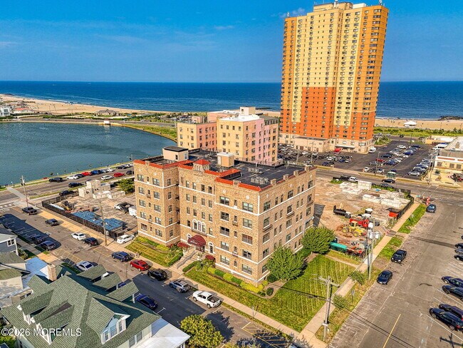 Foto del edificio - 1700 Webb St