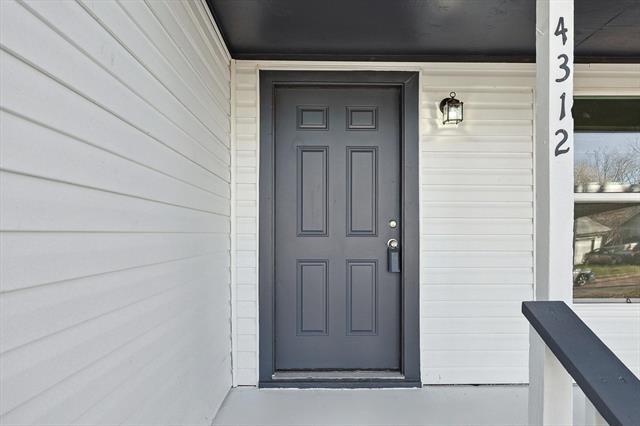 Building Photo - 4312 Lorin Ave