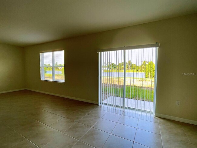Foto del edificio - 2767 Sunnyvale St