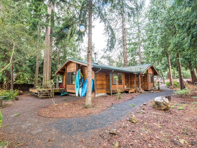 Foto del edificio - 4546 Dogwood Dr