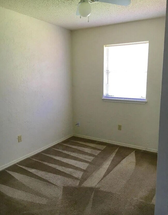 Foto del edificio - 3 Bed 2 Bath Rent House Eastside