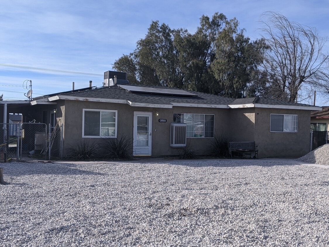 Primary Photo - 13966 Osage Rd