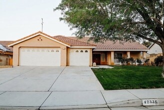 Building Photo - 42336 Camden Way